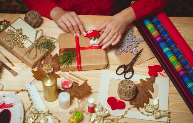 Kalėdinių dovanų pakavimo idėjos